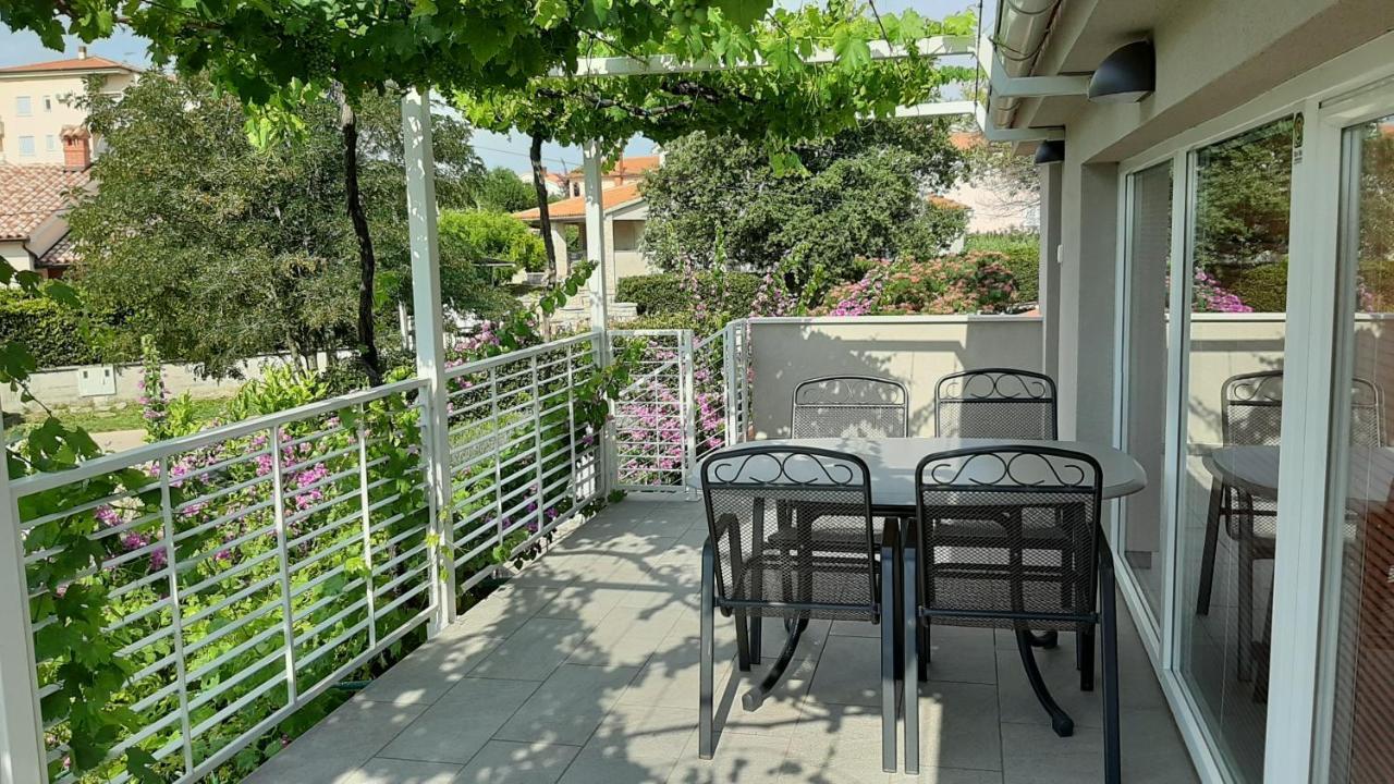 Апартаменты Haus Mirela Лижнян Экстерьер фото
