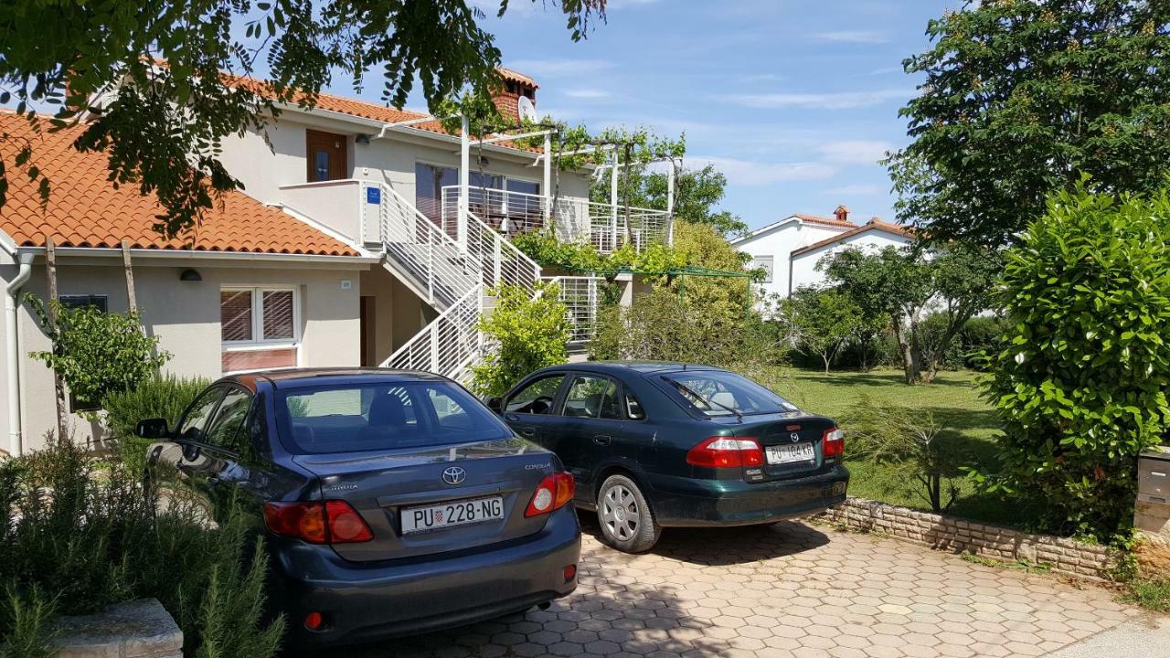 Апартаменты Haus Mirela Лижнян Экстерьер фото